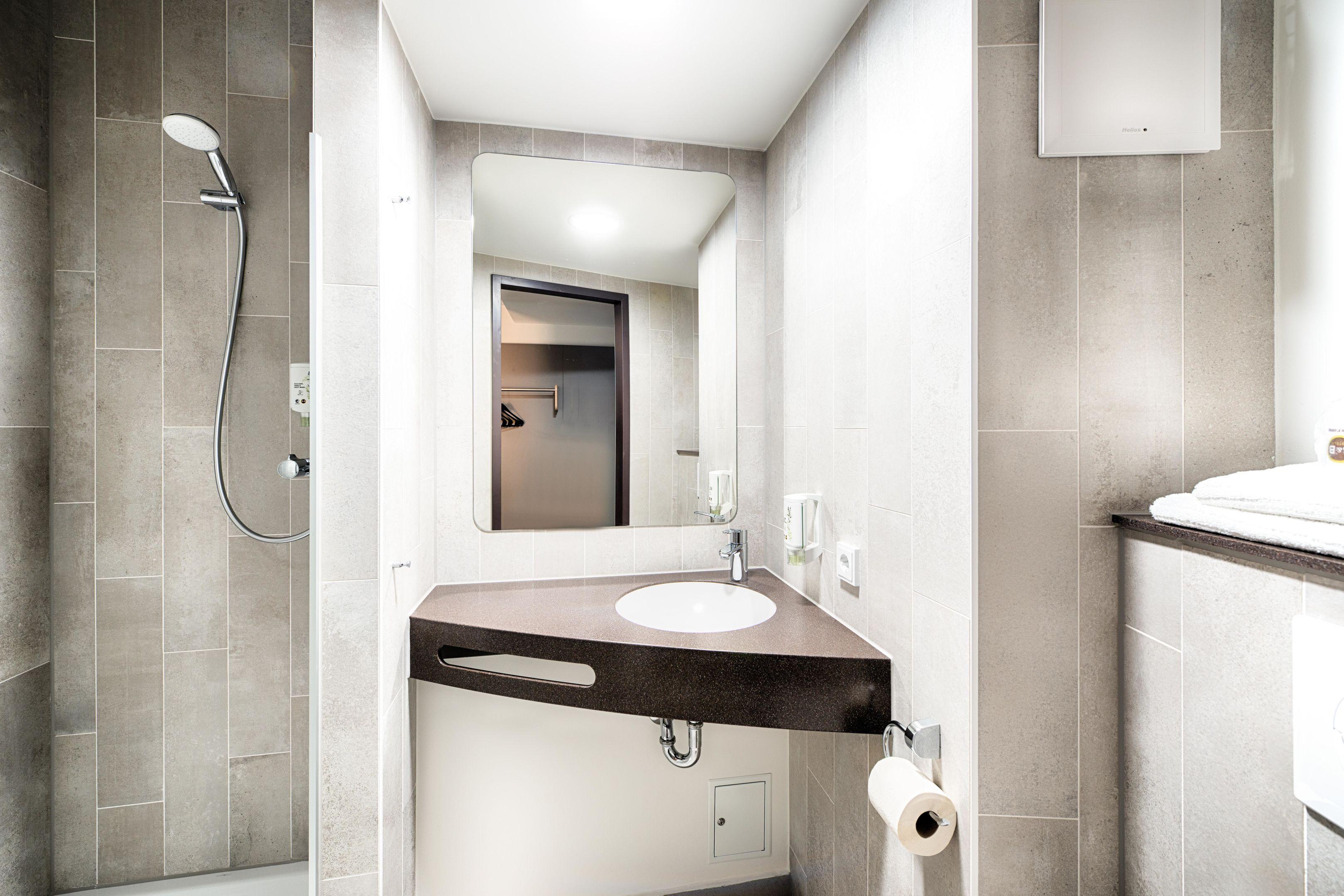 B&B Hotel Rostock City-West Luaran gambar