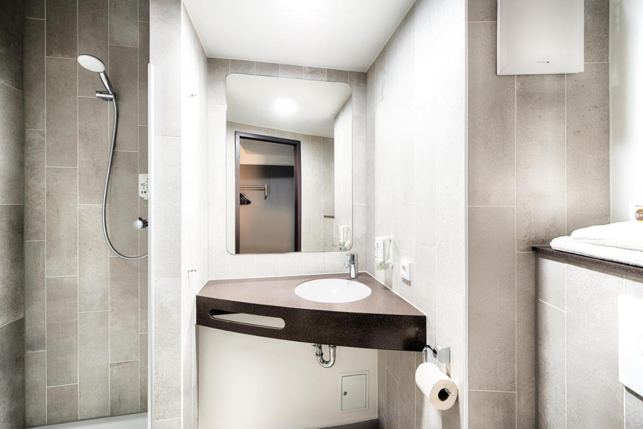 B&B Hotel Rostock City-West Luaran gambar